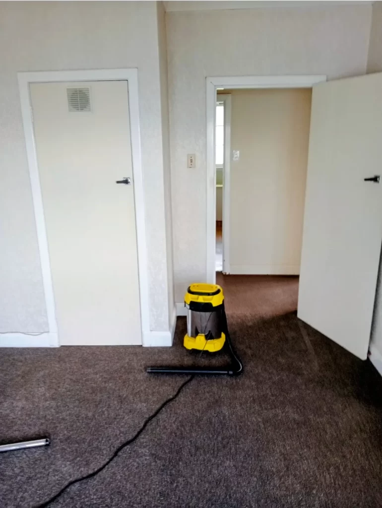 Carpet Laying